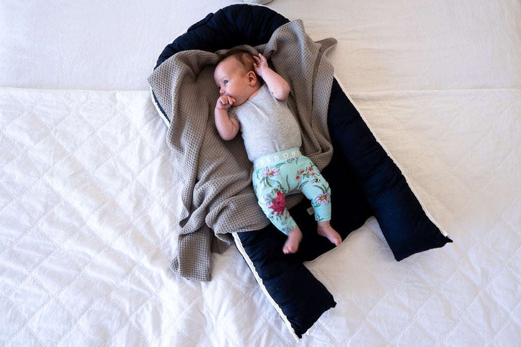 Why is a baby nest an essential item on your birth list? - BABYmatters